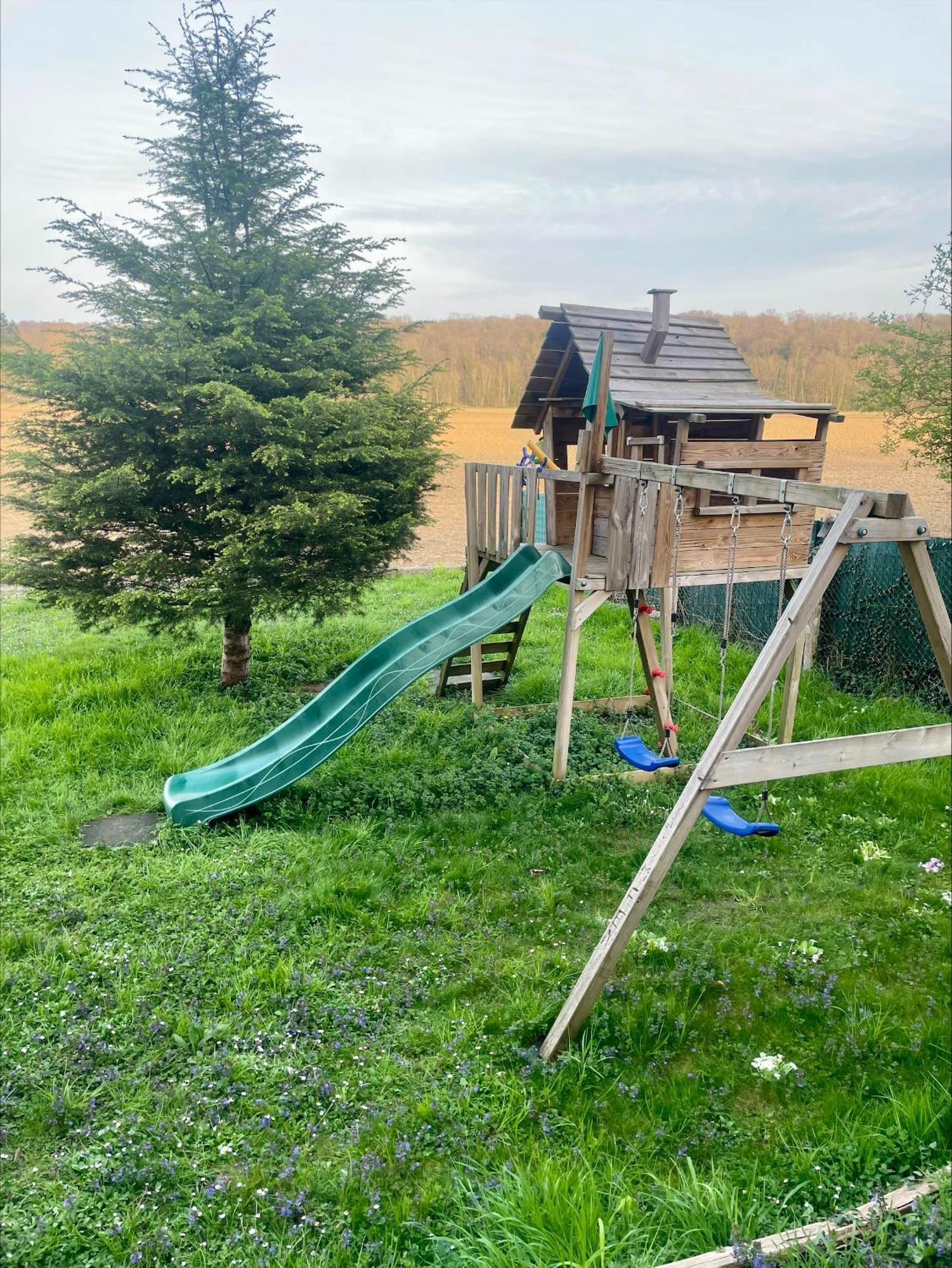 Logement En Rez De Jardin Guerard Экстерьер фото